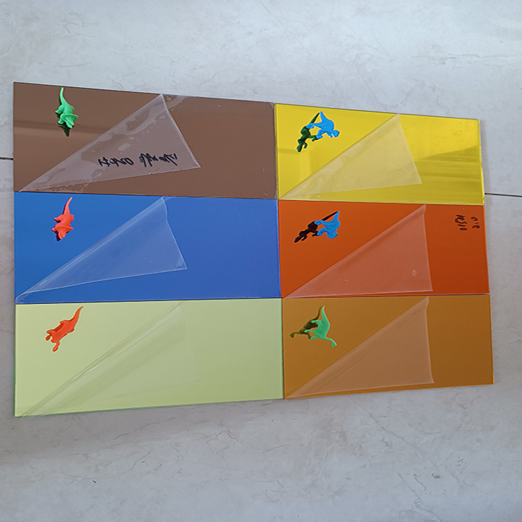 Colorful PMMA Mirrored Plexiglass Sheet.jpg